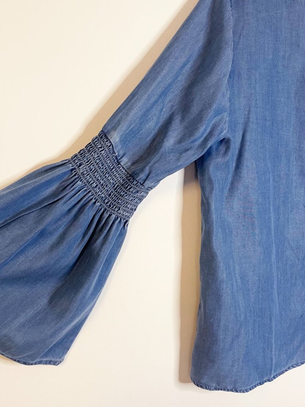 Beach Lunch Lounge Chambray Bell Sleeve Blouse Women’s XL Coastal Cowgirl - Picture 8 of 9